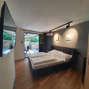 Apartment Miau Premium, Selce