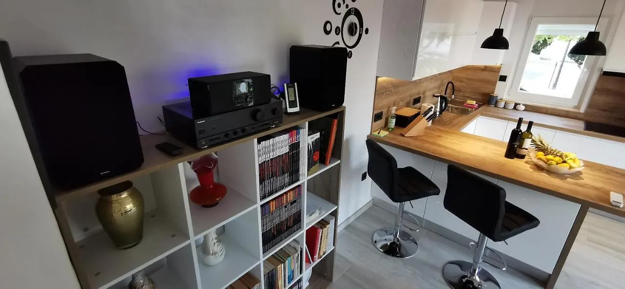 Apartman Perunika Selce 0*,  Croatia